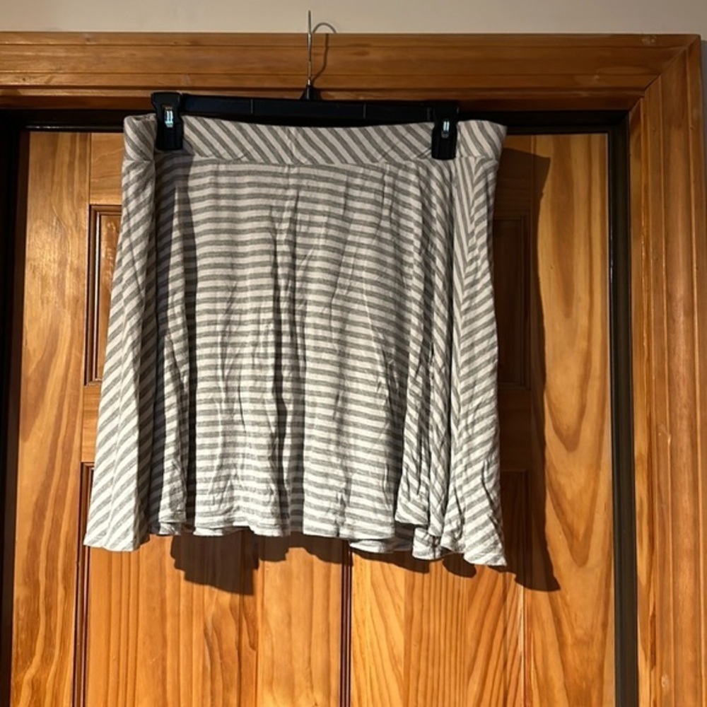 Flowy skater skirt